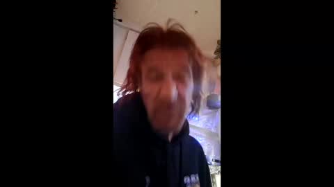 Snapshot of codjersy1 chatting on March 2, 5:19 am codjersy1 online show from March 2, 5:19 am