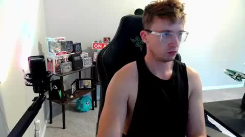 codyt1016 online show from October 7, 4:59 pm
