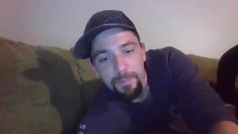 Snapshot of codyttt123 chatting on May 1, 11:09 pm daddyslittlegirl online show from May 1, 11:09 pm