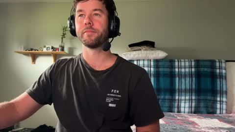 c o f f e e l o u n g e online show from May 23, 3:38 pm