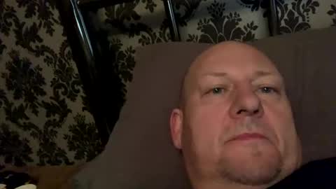 col4nows online show from December 29, 8:55 am