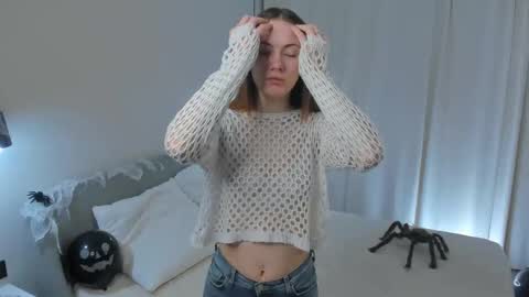 Carry online show from October 31, 1:17 am