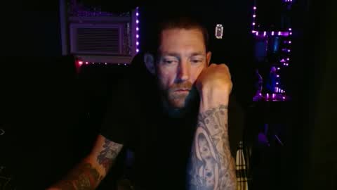 colevan2390 online show from February 6, 5:56 am