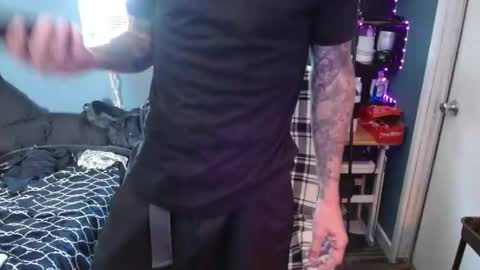 colevan2390 online show from February 13, 6:48 pm