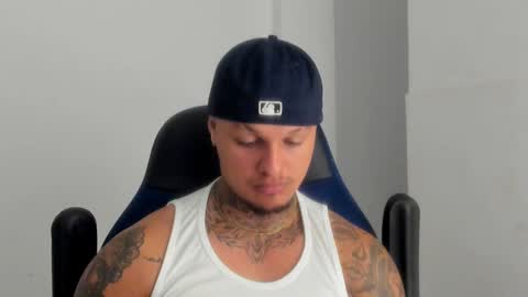 Snapshot of colin_prince2 chatting on January 14, 9:51 pm COLIN online show from January 14, 9:51 pm