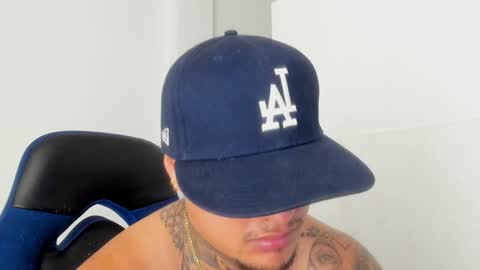 Snapshot of colin_prince2 chatting on January 16, 12:12 am COLIN online show from January 16, 12:12 am