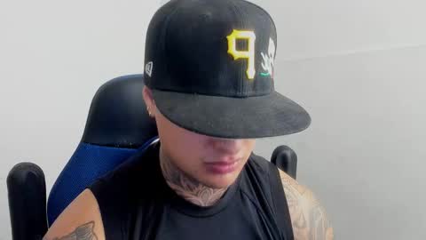 Snapshot of colin_prince2 chatting on February 27, 11:15 pm COLIN online show from February 27, 11:15 pm