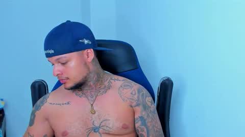 Snapshot of colin_prince2 chatting on February 25, 1:37 am COLIN online show from February 25, 1:37 am