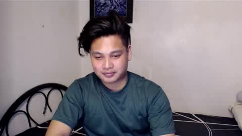 Snapshot of college_thai88 chatting on March 8, 6:32 am Victor Grey online show from March 8, 6:32 am