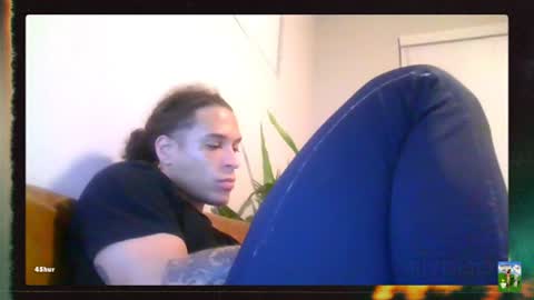 Snapshot of collegeitalian chatting on August 6, 2:24 am Adonis of online show from August 6, 2:24 am