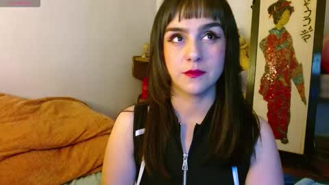 Collette online show from December 22, 6:43 am