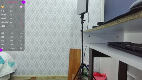 Snapshot of colombia_mommy_ chatting on February 6, 12:16 pm GRETCHEN online show from February 6, 12:16 pm