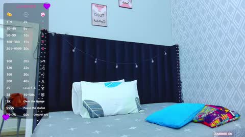 Snapshot of colombia_mommy_ chatting on March 10, 12:48 pm GRETCHEN online show from March 10, 12:48 pm