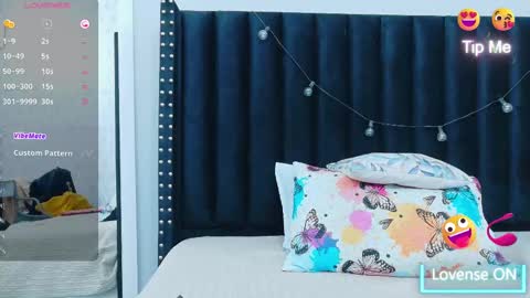 Snapshot of colombia_mommy_ chatting on September 11, 12:16 pm GRETCHEN online show from September 11, 12:16 pm