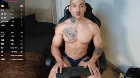 colombianmuscle8 online show from September 13, 1:16 am
