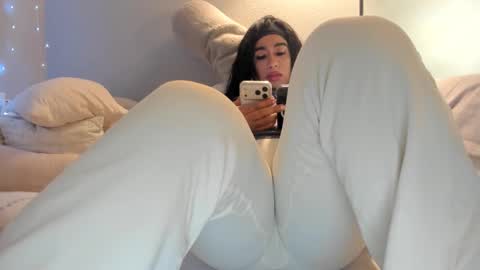    ........ Instagram  Lorysexys online show from March 12, 7:03 am