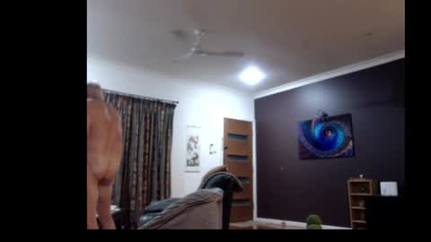 Mark online show from February 7, 9:26 am