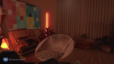 Laura online show from September 22, 1:18 am