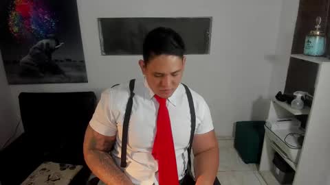 Snapshot of coltonmassif_ chatting on February 26, 3:10 am coltonmassif_ online show from February 26, 3:10 am