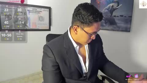 coltonmassif_ online show from October 18, 4:59 am