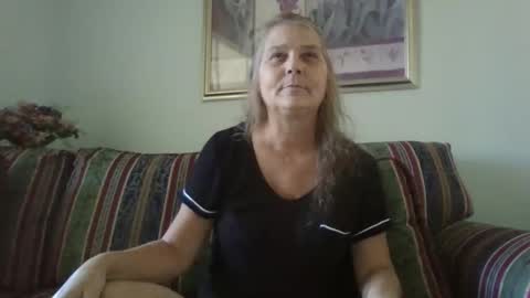 Snapshot of comebackpussy chatting on November 4, 5:34 pm comeback pussy online show from November 4, 5:34 pm