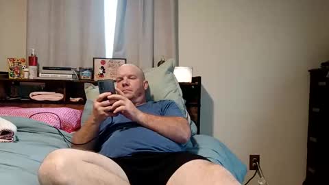 comegetmeinthemorning online show from April 4, 5:10 pm