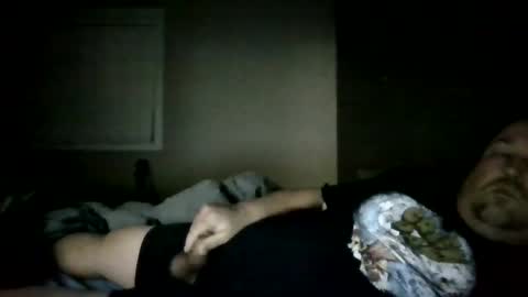 Snapshot of comfortably_numb1980 chatting on October 13, 6:13 am comfortably_numb1980 online show from October 13, 6:13 am