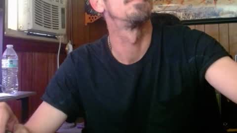 Nelson or ComicKing and sometime Peachy143 online show from May 3, 1:39 pm