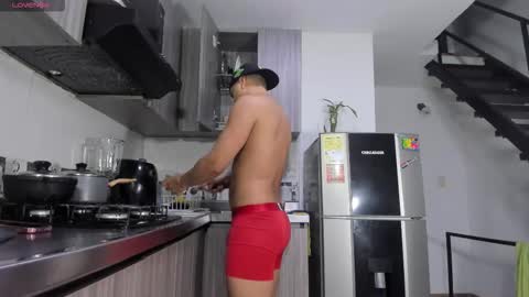 Damian and Daniel online show from February 24, 6:00 am