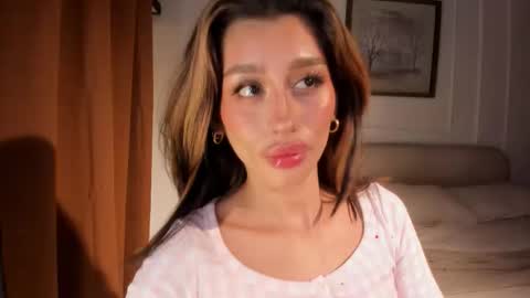 Snapshot of connie_deep chatting on March 11, 9:37 am connie online show from March 11, 9:37 am