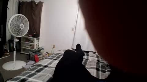 Snapshot of connlee10929154 chatting on January 17, 7:24 am connlee10929154 online show from January 17, 7:24 am