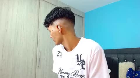 Snapshot of connor_garrett chatting on March 6, 8:05 pm Connor online show from March 6, 8:05 pm