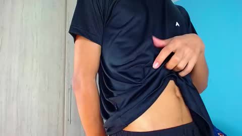 Snapshot of connor_garrett chatting on December 16, 12:48 am Connor online show from December 16, 12:48 am