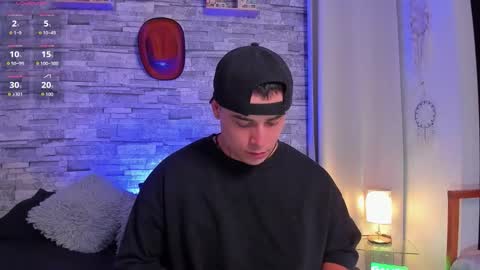 Connor Smith online show from October 28, 1:53 am