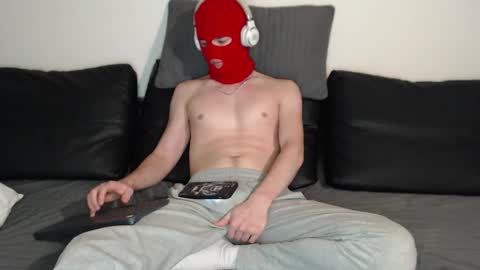 Conor and Chester online show from September 27, 4:12 pm