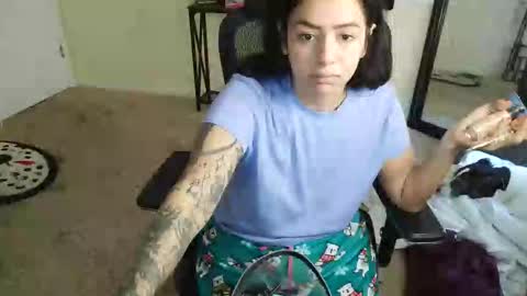 controllercutie online show from March 1, 1:35 pm