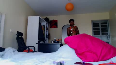 Snapshot of cookiejah chatting on July 19, 6:06 am cookie jar online show from July 19, 6:06 am