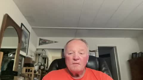 cookoosnest online show from July 17, 3:13 am