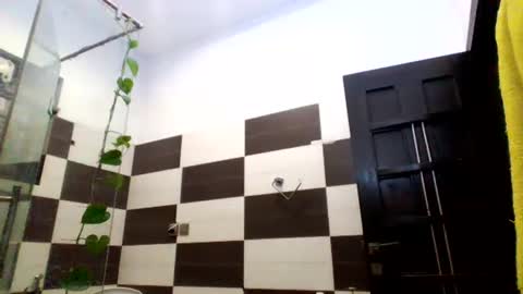 Snapshot of cool2buddies chatting on November 9, 12:03 pm Cool2Buddies online show from November 9, 12:03 pm