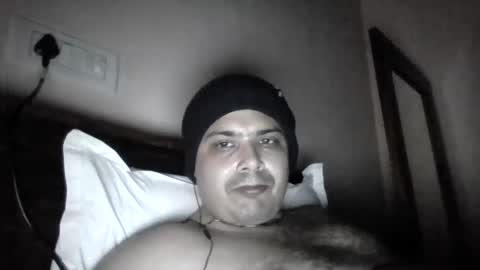 Snapshot of cool_breeze09 chatting on January 9, 6:04 pm Cool Breeze09 online show from January 9, 6:04 pm