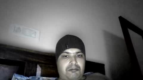 Snapshot of cool_breeze09 chatting on October 26, 1:22 am Cool Breeze09 online show from October 26, 1:22 am