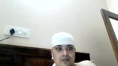Snapshot of cool_breeze09 chatting on April 27, 10:57 am Cool Breeze09 online show from April 27, 10:57 am