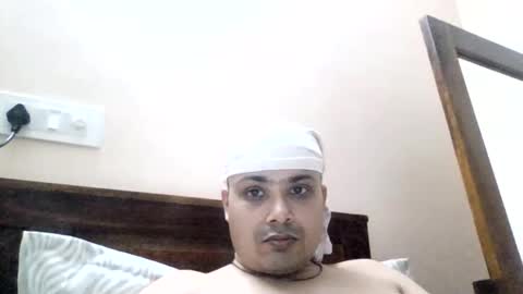 Snapshot of cool_breeze09 chatting on April 28, 10:09 am Cool Breeze09 online show from April 28, 10:09 am
