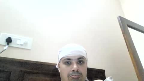 Snapshot of cool_breeze09 chatting on April 30, 7:25 am Cool Breeze09 online show from April 30, 7:25 am