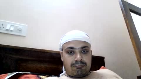 Snapshot of cool_breeze09 chatting on May 13, 7:39 am Cool Breeze09 online show from May 13, 7:39 am