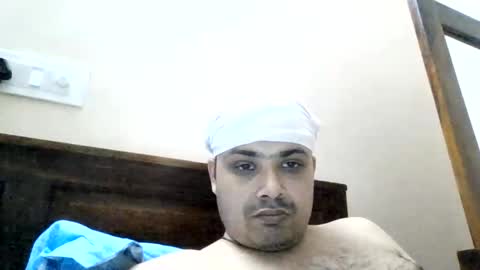 Snapshot of cool_breeze09 chatting on May 29, 9:51 am Cool Breeze09 online show from May 29, 9:51 am