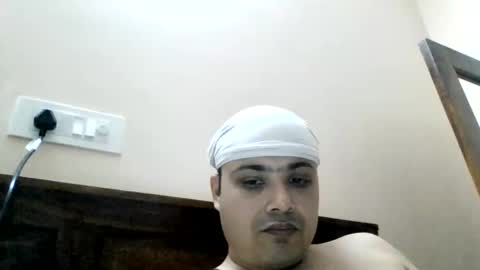 Snapshot of cool_breeze09 chatting on June 1, 6:04 am Cool Breeze09 online show from June 1, 6:04 am