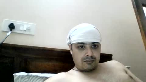Snapshot of cool_breeze09 chatting on June 8, 10:48 am Cool Breeze09 online show from June 8, 10:48 am