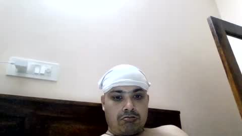 Cool Breeze09 online show from June 18, 6:46 am