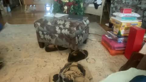 Snapshot of cool_runnings11 chatting on December 17, 7:15 pm whatever you want it to be online show from December 17, 7:15 pm